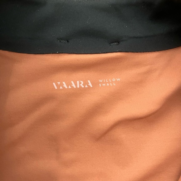 VAARA WILLOW ZIP CROP TOP SMALL - Picture 4 of 4